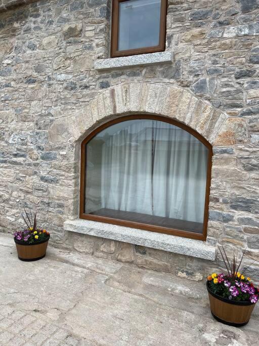Tom Rocky'S Farmyard Villa Templemore Esterno foto