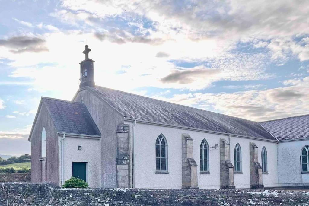 Tom Rocky'S Farmyard Villa Templemore Esterno foto