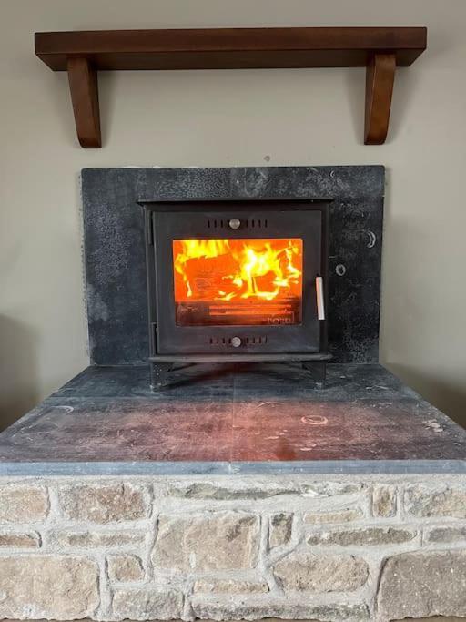 Tom Rocky'S Farmyard Villa Templemore Esterno foto