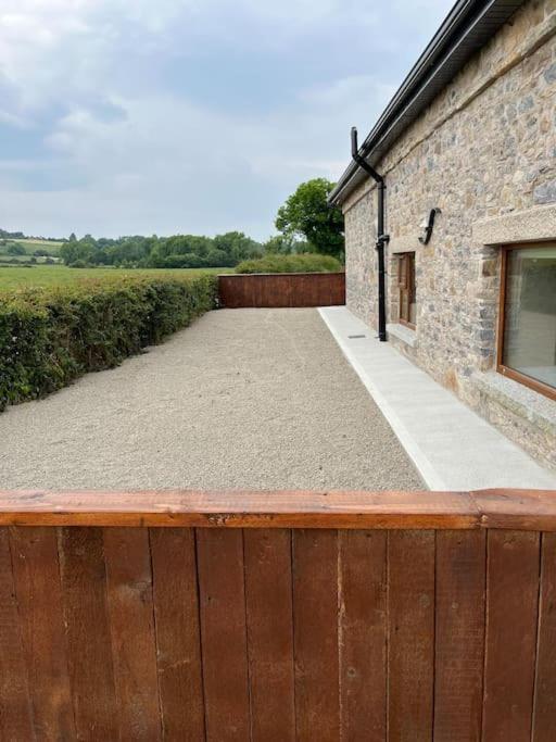 Tom Rocky'S Farmyard Villa Templemore Esterno foto